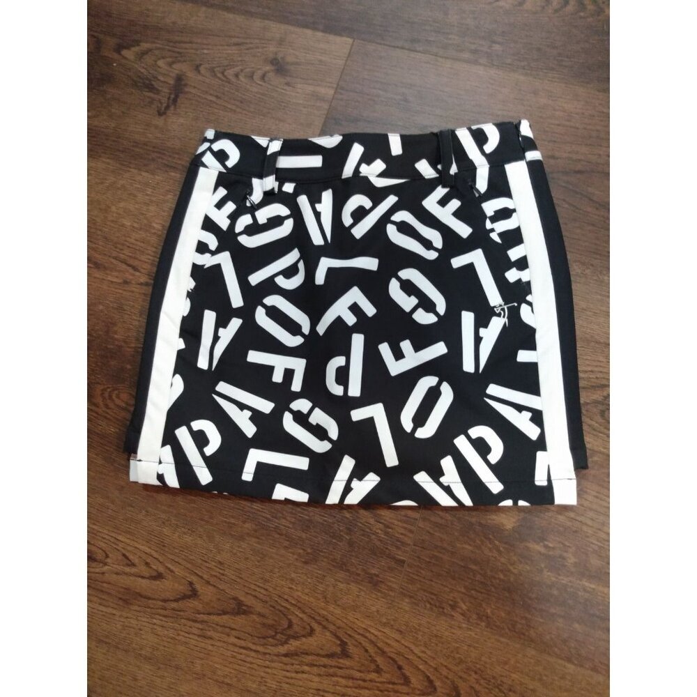 NWT Women's Golf Skort Size XS - Small 25 Skirt Sporty Tennis Letters Print